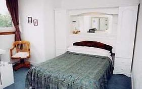 Milton House Reviews 3*